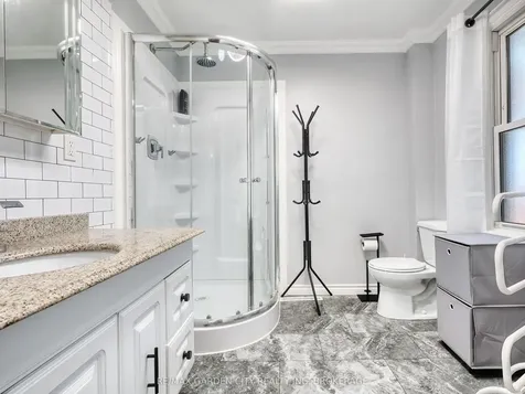 84 Lincoln Avenue St. Catharines ON L2P 2C9