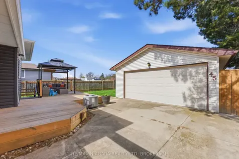 45 Meredith Drive St. Catharines ON L2M 6R5