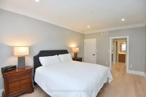 49 Riveroaks Drive Hamilton ON L0R 1W0