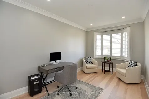 49 Riveroaks Drive Hamilton ON L0R 1W0
