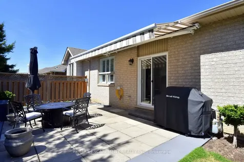 49 Riveroaks Drive Hamilton ON L0R 1W0