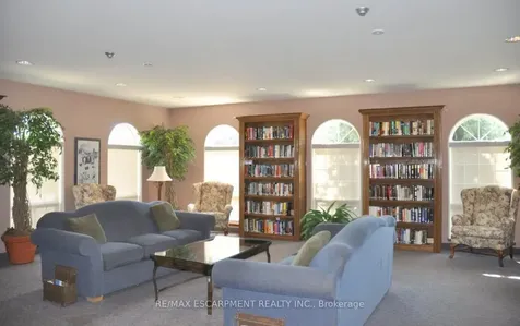 49 Riveroaks Drive Hamilton ON L0R 1W0
