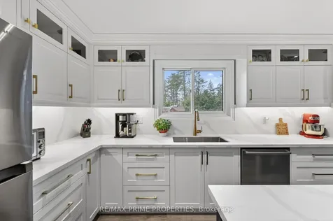 118 Stanley Road Kawartha Lakes ON K0M 2T0