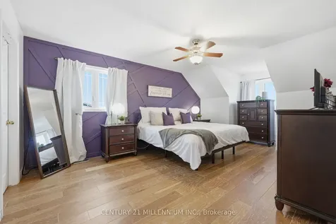 44 St John Street Amaranth ON L9W 5Z8