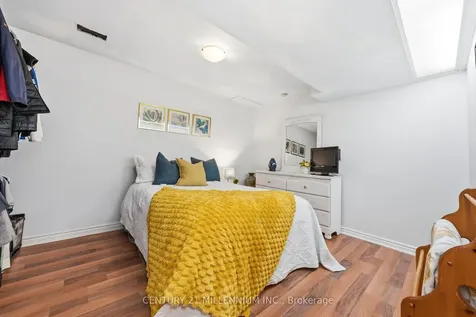 44 St John Street Amaranth ON L9W 5Z8