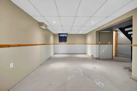 551 Rose Avenue Peterborough ON K9J 4E6