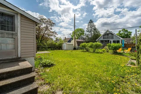 551 Rose Avenue Peterborough ON K9J 4E6