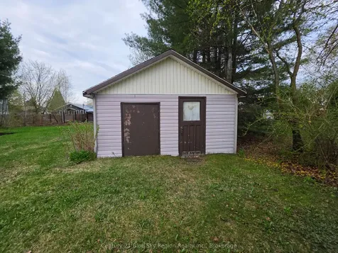 392 Holditch Street West Nipissing ON P2B 3C7