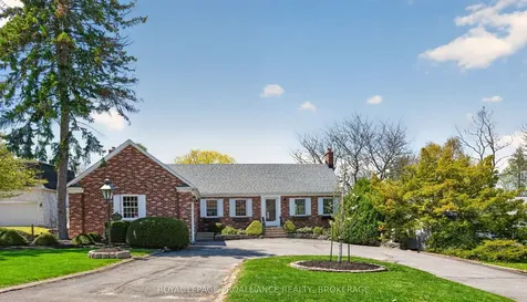 209 Fairway Hill Crescent Kingston ON K7M 2B5