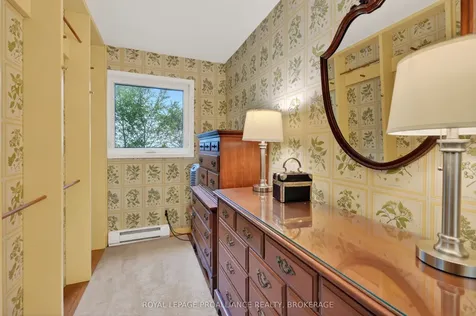 209 Fairway Hill Crescent Kingston ON K7M 2B5