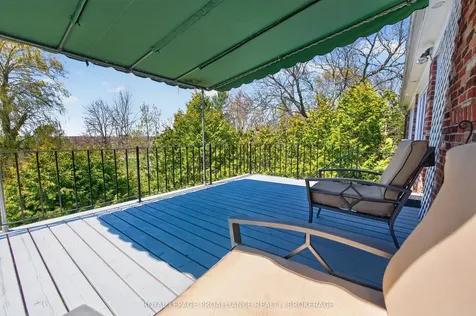 209 Fairway Hill Crescent Kingston ON K7M 2B5