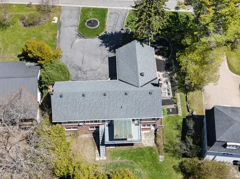 209 Fairway Hill Crescent Kingston ON K7M 2B5