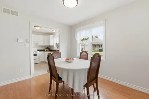 15 Pond View Drive Wellesley ON N0B 2T0