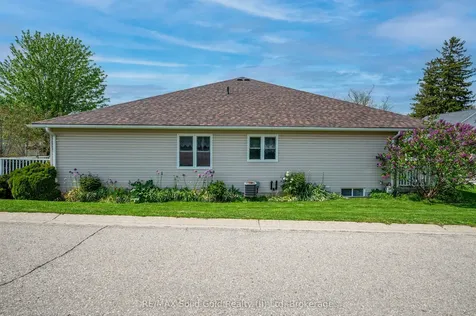 15 Pond View Drive Wellesley ON N0B 2T0