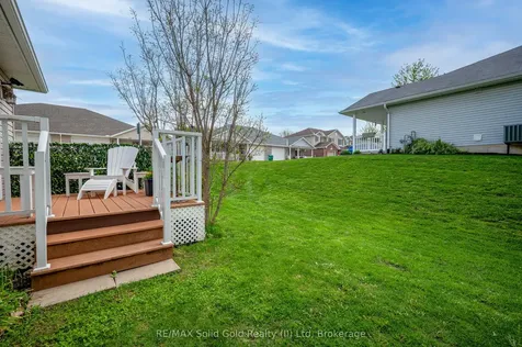 15 Pond View Drive Wellesley ON N0B 2T0