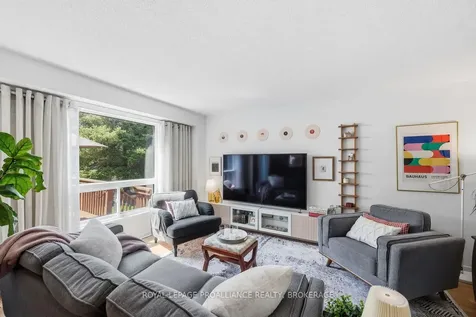 30 Barker Drive Kingston ON K7K 6X6