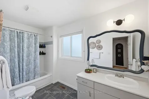 30 Barker Drive Kingston ON K7K 6X6