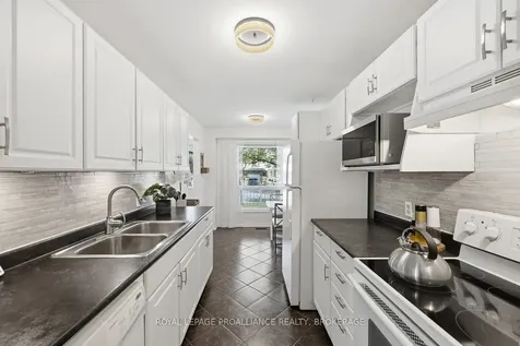 30 Barker Drive Kingston ON K7K 6X6