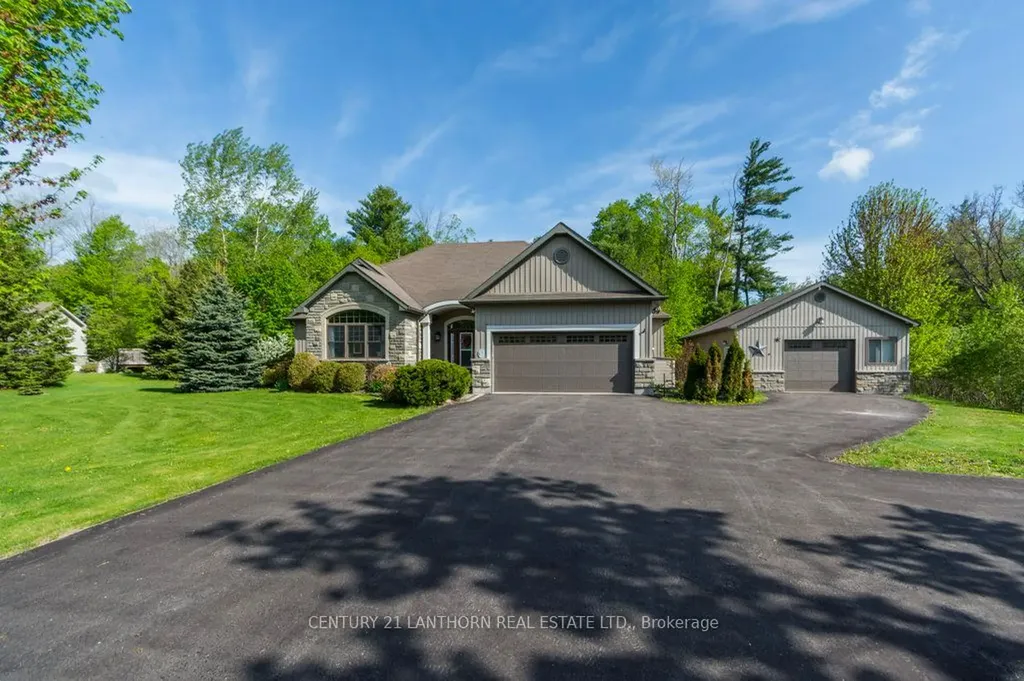 8 Grandview Court Quinte West ON K0K 3E0