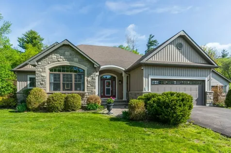 8 Grandview Court Quinte West ON K0K 3E0