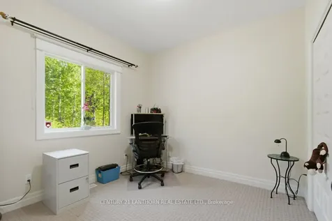 8 Grandview Court Quinte West ON K0K 3E0