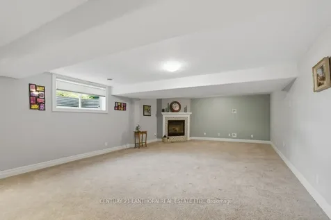 8 Grandview Court Quinte West ON K0K 3E0
