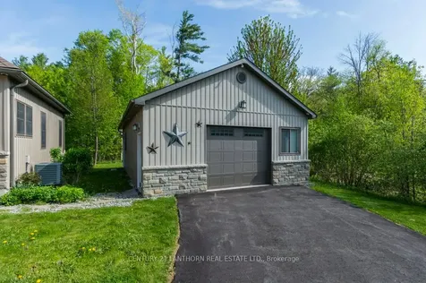 8 Grandview Court Quinte West ON K0K 3E0