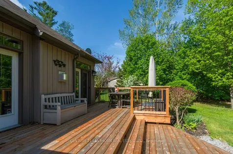 8 Grandview Court Quinte West ON K0K 3E0