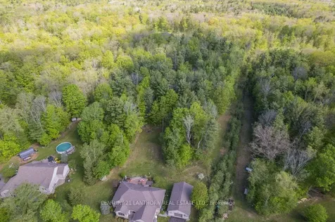 8 Grandview Court Quinte West ON K0K 3E0