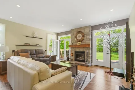 8 Grandview Court Quinte West ON K0K 3E0