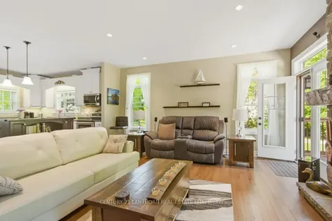 8 Grandview Court Quinte West ON K0K 3E0