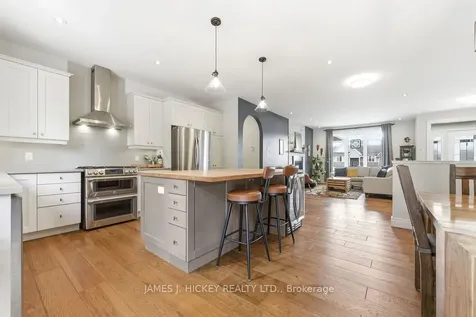 5 Nick Street Petawawa ON K8H 0B7