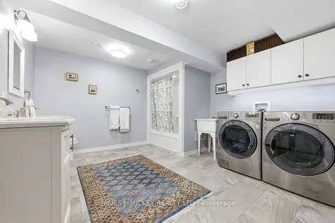 5 Nick Street Petawawa ON K8H 0B7