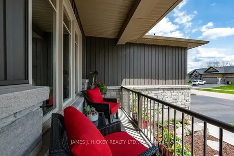 5 Nick Street Petawawa ON K8H 0B7