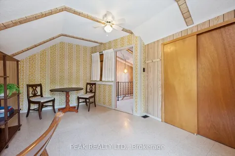 12 Market Street Kitchener ON N2K 1H2