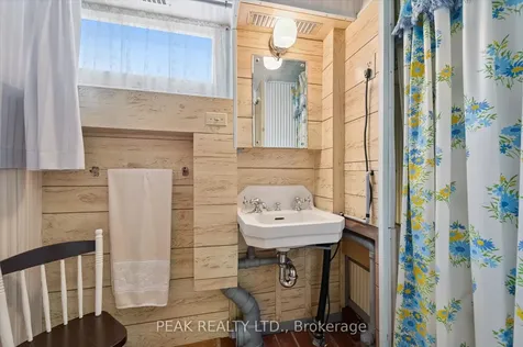 12 Market Street Kitchener ON N2K 1H2
