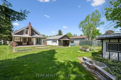 12 Market Street Kitchener ON N2K 1H2