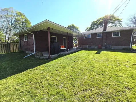 15 Melrose Crescent Belleville ON K8N 1X7