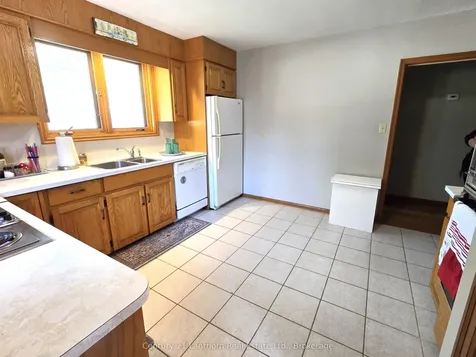 15 Melrose Crescent Belleville ON K8N 1X7