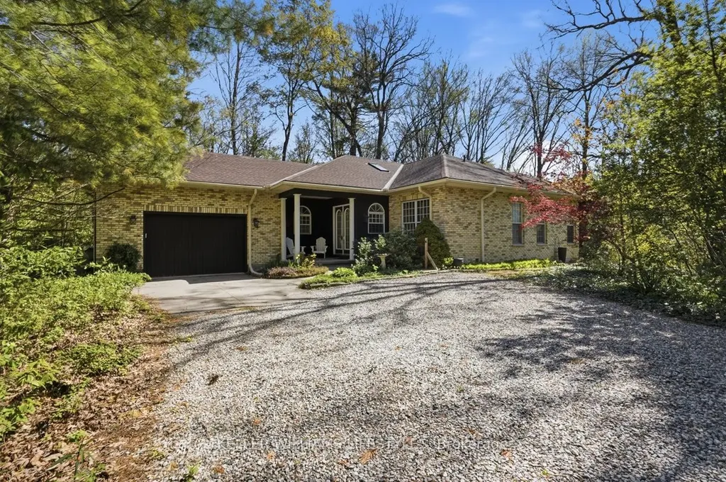 10240 Woodpark Court Lambton Shores ON N0M 1T0