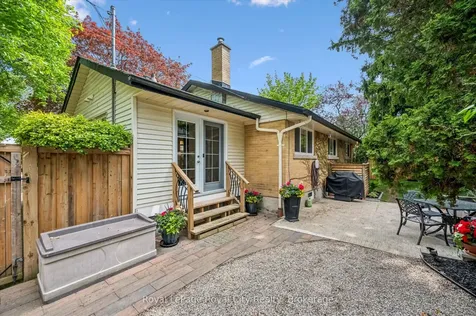 136 Emma Street Guelph ON N1E 1V3