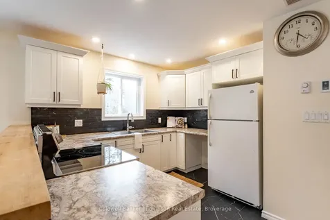 4498 Ravenscliffe Road Huntsville ON P1H 2J2