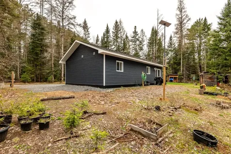 4498 Ravenscliffe Road Huntsville ON P1H 2J2