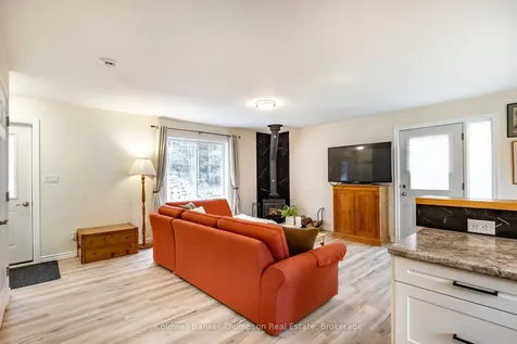 4498 Ravenscliffe Road Huntsville ON P1H 2J2