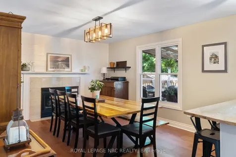 13 Crysler Crescent Thorold ON L2V 5A2
