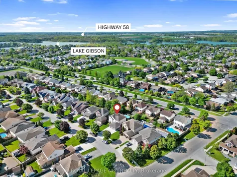 13 Crysler Crescent Thorold ON L2V 5A2