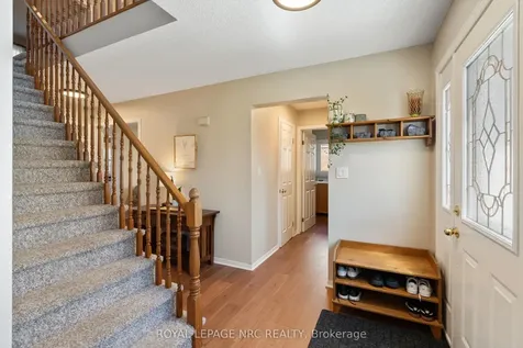13 Crysler Crescent Thorold ON L2V 5A2