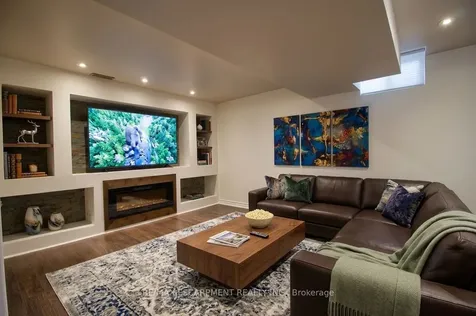 97 Peachwood Crescent Hamilton ON L8E 5Z7