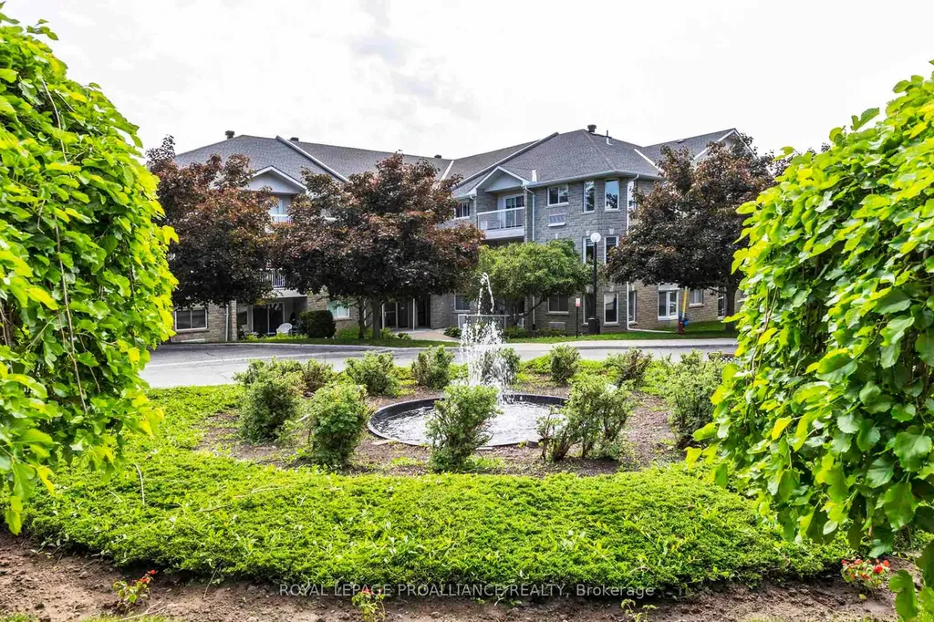 1099 Clonsilla Avenue Peterborough ON K9J 8L8
