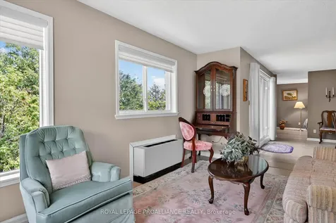 1099 Clonsilla Avenue Peterborough ON K9J 8L8